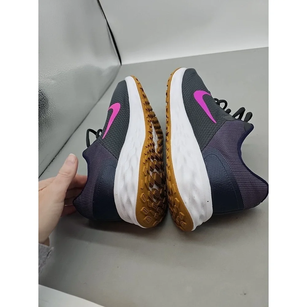 Nike Revolution 6 Anthracite/Vivid Purple DD8475–011 Men's size‎ 10.5